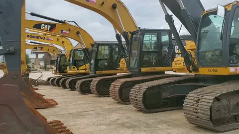 Excavators For Rent In Dubai